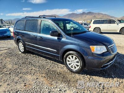 Czwarte zdjęcie samochodu z boku: 2014 CHRYSLER TOWN & COUNTRY TOURING VIN:2C4RC1BG6ER441076 - miniatura