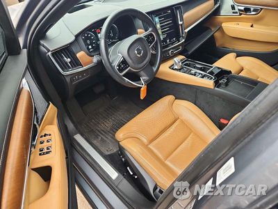 Zdjęcie 8 z 12 samochodu: 2018 VOLVO S90 T8 INSCRIPTION VIN:LVYBC0AL1JP026617 - miniatura