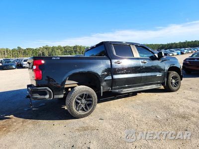 Trzecie zdjęcie samochodu z tyłu: 2019 CHEVROLET SILVERADO K1500 TRAIL BOSS CUSTOM VIN:1GCPYCEF1KZ377893 - miniatura