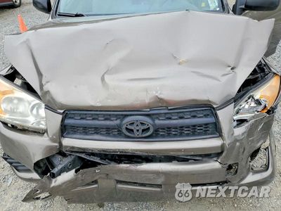Zdjęcie 12 z 13 samochodu: 2010 TOYOTA RAV4 BASE VIN:JTMBF4DV1AD038108 - miniatura