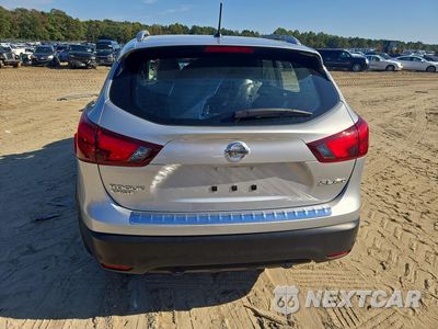 Zdjęcie 6 z 14 samochodu: 2019 NISSAN ROGUE SPORT SL VIN:JN1BJ1CR2KW625234 - miniatura