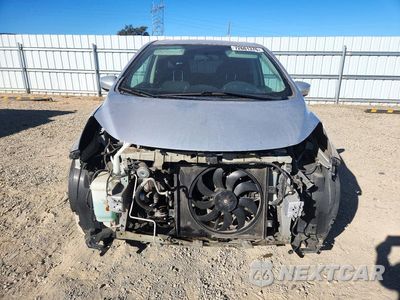 Piąte zdjęcie samochodu w środku: 2017 NISSAN VERSA NOTE S PLUS VIN:3N1CE2CP1HL382298 - miniatura
