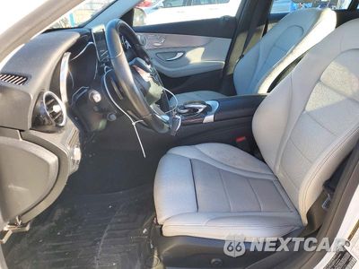 Zdjęcie 7 z 12 samochodu: 2015 MERCEDES-BENZ C 300 4MATIC VIN:55SWF4KB6FU014153 - miniatura