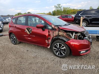Czwarte zdjęcie samochodu z boku: 2018 NISSAN VERSA NOTE SR VIN:3N1CE2CP5JL361279 - miniatura