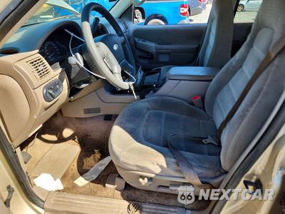 Zdjęcie 7 z 13 samochodu: 2002 FORD EXPLORER XLT VIN:1FMZU63E92ZB30245 - miniatura