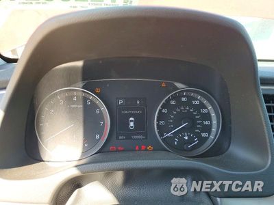 Zdjęcie 9 z 12 samochodu: 2018 HYUNDAI ELANTRA SEL VIN:5NPD84LF8JH255338 - miniatura
