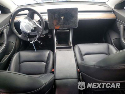 Zdjęcie 8 z 12 samochodu: 2019 TESLA MODEL 3 VIN:5YJ3E1EA8KF474238 - miniatura