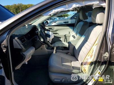 Zdjęcie 7 z 12 samochodu: 2017 TOYOTA CAMRY HYBRID XLE VIN:4T1BD1FK8HU219462 - miniatura