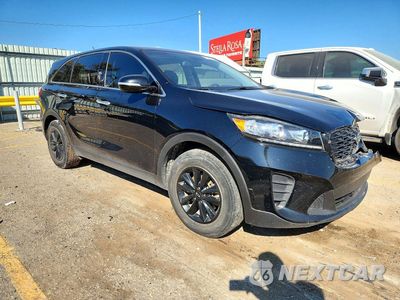 Czwarte zdjęcie samochodu z boku: 2019 KIA SORENTO L VIN:5XYPG4A35KG566100 - miniatura