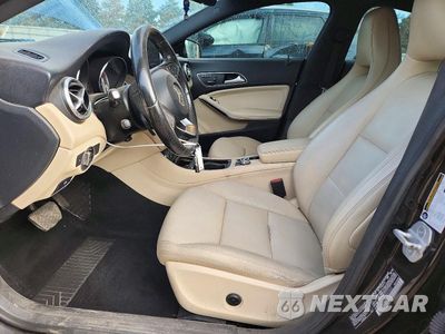 Zdjęcie 7 z 12 samochodu: 2015 MERCEDES-BENZ CLA 250 4MATIC VIN:WDDSJ4GB5FN202533 - miniatura