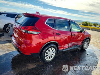 Trzecie zdjęcie samochodu z tyłu: 2017 NISSAN ROGUE S VIN:JN8AT2MT8HW382755 - miniatura