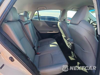 Zdjęcie 10 z 13 samochodu: 2021 TOYOTA VENZA XLE VIN:JTEAAAAH7MJ044875 - miniatura