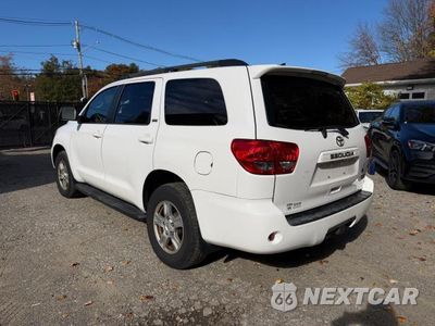 Trzecie zdjęcie samochodu z tyłu: 2014 TOYOTA SEQUOIA SR5 VIN:5TDBY5G10ES100388 - miniatura