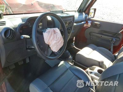 Zdjęcie 8 z 12 samochodu: 2007 JEEP WRANGLER X VIN:1J4FA241X7L153171 - miniatura