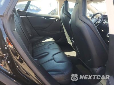 Zdjęcie 10 z 12 samochodu: 2014 TESLA MODEL S VIN:5YJSA1H11EFP44823 - miniatura