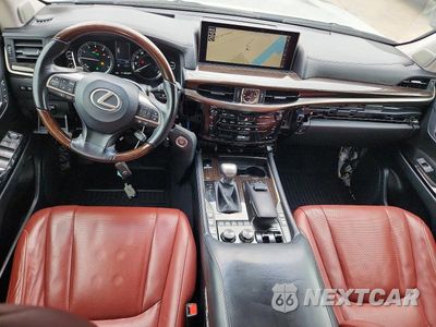 Zdjęcie 8 z 14 samochodu: 2017 LEXUS LX 570 VIN:JTJHY7AX0H4237234 - miniatura