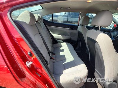 Zdjęcie 10 z 13 samochodu: 2018 HYUNDAI ELANTRA SEL VIN:5NPD84LF1JH301530 - miniatura