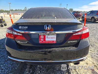Zdjęcie 6 z 12 samochodu: 2016 HONDA ACCORD SPORT VIN:1HGCR2F58GA205847 - miniatura