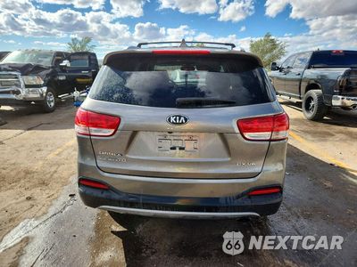 Zdjęcie 6 z 13 samochodu: 2016 KIA SORENTO EX VIN:5XYPH4A58GG101316 - miniatura