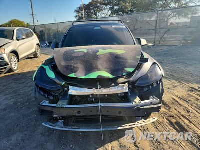 Piąte zdjęcie samochodu w środku: 2021 TESLA MODEL Y VIN:5YJYGAEE7MF271881 - miniatura