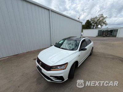 Drugie zdjęcie samochodu z przodu: 2018 VOLKSWAGEN PASSAT GT VIN:1VWJM7A37JC040504 - miniatura