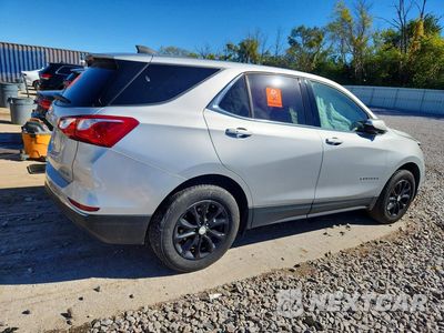 Trzecie zdjęcie samochodu z tyłu: 2019 CHEVROLET EQUINOX LT VIN:3GNAXUEV6KS592633 - miniatura