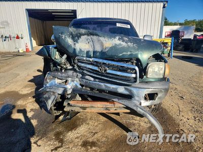 Piąte zdjęcie samochodu w środku: 2002 TOYOTA TUNDRA SR5 VIN:5TBRN341X2S272609 - miniatura