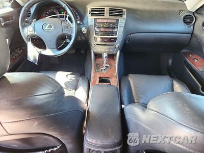 Zdjęcie 8 z 13 samochodu: 2008 LEXUS IS 350 VIN:JTHBE262885020122 - miniatura