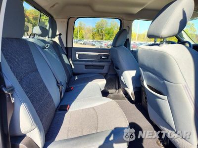 Zdjęcie 10 z 12 samochodu: 2019 RAM 1500 CLASSIC SLT VIN:1C6RR7LT9KS558259 - miniatura
