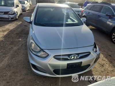 Piąte zdjęcie samochodu w środku: 2014 HYUNDAI ACCENT GS VIN:KMHCT5AE8EU157847 - miniatura