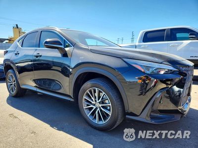 Czwarte zdjęcie samochodu z boku: 2024 LEXUS NX 350H BASE VIN:JTJAKCEZ6R5019978 - miniatura