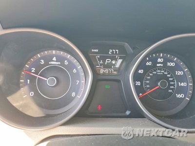 Zdjęcie 9 z 12 samochodu: 2016 HYUNDAI ELANTRA VALUE EDITION VIN:5NPDH4AE3GH668397 - miniatura
