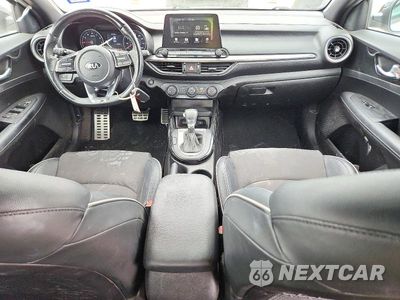 Zdjęcie 8 z 13 samochodu: 2021 KIA FORTE GT LINE VIN:3KPF34AD7ME410172 - miniatura