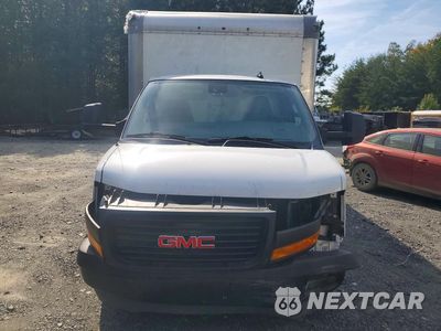 Piąte zdjęcie samochodu w środku: 2021 GMC SAVANA BOX TRUCK VIN:7GZ37TC73MN009502 - miniatura