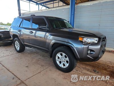 Czwarte zdjęcie samochodu z boku: 2021 TOYOTA 4RUNNER SR5 VIN:JTEMU5JR0M5901955 - miniatura