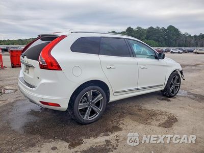 Trzecie zdjęcie samochodu z tyłu: 2017 VOLVO XC60 T5 DYNAMIC VIN:YV440MDR1H2203252 - miniatura