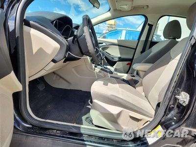 Zdjęcie 7 z 12 samochodu: 2014 FORD FOCUS SE VIN:1FADP3K25EL117436 - miniatura