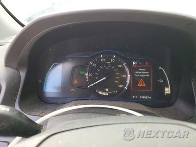 Zdjęcie 9 z 12 samochodu: 2018 HYUNDAI IONIQ BLUE VIN:KMHC65LC8JU091507 - miniatura