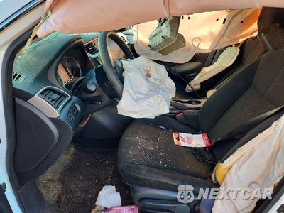 Zdjęcie 7 z 12 samochodu: 2018 NISSAN SENTRA S VIN:3N1AB7AP1JY334017 - miniatura