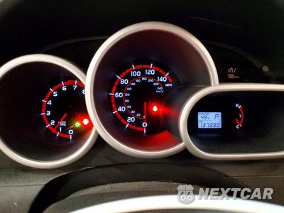 Zdjęcie 9 z 12 samochodu: 2009 PONTIAC VIBE VIN:5Y2SP67089Z460755 - miniatura