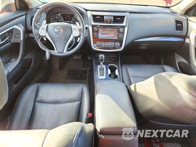 Zdjęcie 8 z 12 samochodu: 2018 NISSAN ALTIMA 2.5 SR VIN:1N4AL3AP7JC280580 - miniatura