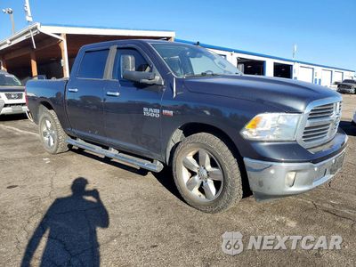 Czwarte zdjęcie samochodu z boku: 2016 RAM 1500 SLT VIN:3C6RR7LT2GG189338 - miniatura
