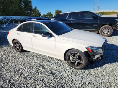 Czwarte zdjęcie samochodu z boku: 2018 MERCEDES-BENZ C 300 4MATIC VIN:55SWF4KB5JU252147 - miniatura