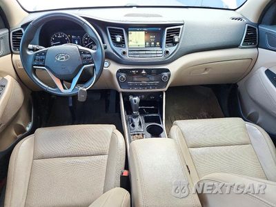 Zdjęcie 8 z 12 samochodu: 2017 HYUNDAI TUCSON LIMITED VIN:KM8J3CA27HU319439 - miniatura