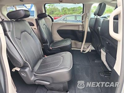 Zdjęcie 11 z 14 samochodu: 2024 CHRYSLER PACIFICA LIMITED VIN:2C4RC3GGXRR138277 - miniatura
