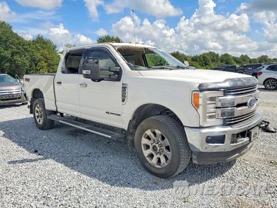 Czwarte zdjęcie samochodu z boku: 2019 FORD F250 SUPER DUTY VIN:1FT7W2BT3KEG00775 - miniatura