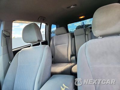 Zdjęcie 10 z 13 samochodu: 2009 TOYOTA HIGHLANDER HYBRID VIN:JTEEW41A892037068 - miniatura