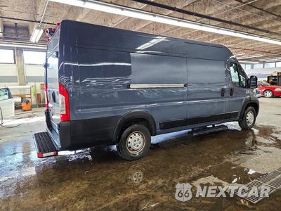 Trzecie zdjęcie samochodu z tyłu: 2021 RAM PROMASTER 3500 DELIVERY VAN VIN:3C6FRVJG0ME501192 - miniatura