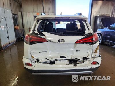 Zdjęcie 6 z 12 samochodu: 2018 TOYOTA RAV4 XLE VIN:JTMRFREV2JD223567 - miniatura