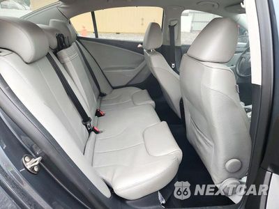Zdjęcie 10 z 12 samochodu: 2009 VOLKSWAGEN PASSAT TURBO VIN:WVWJK73C59P041077 - miniatura
